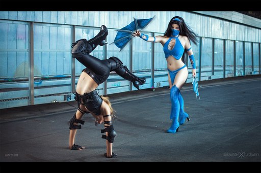 Mortal Kombat - Cosplay Kitana VS Sonya Blade